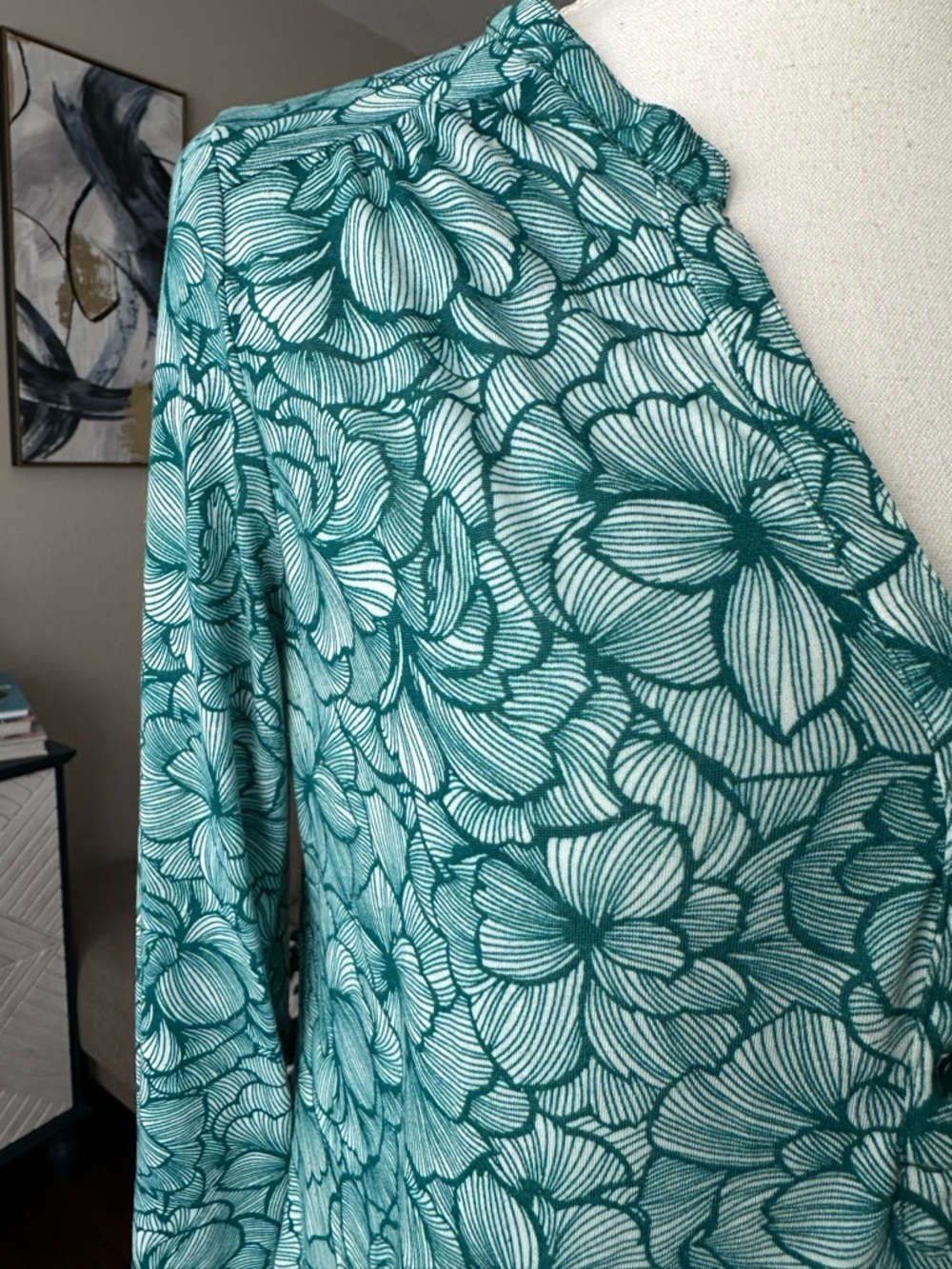 H&M Teal Floral Split V-Neck Blouse - Picture 4 of 4